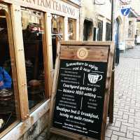 bamtam-tea-rooms-aboard-chalkboard-blackboard-pavement-sign-signwriter-cotswolds-traditional-signpainting-chipping-campden
