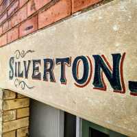 silverton-house-sign-restoration-stone-lettering-signwriting-signwriter-handpainted