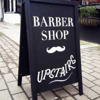vallender_barbershop_salon_suffolks_chalkboard_signwriting_aboard_lettering_handpainted_signpainting_custom