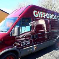 stroud-giffords-circus-van-signwritten-shiny-vehicle-handpainted